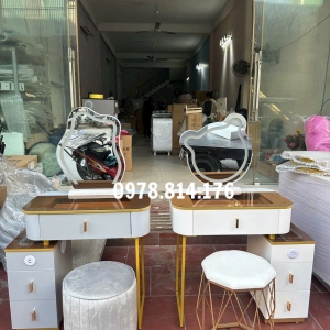 ban-trang-diem-5