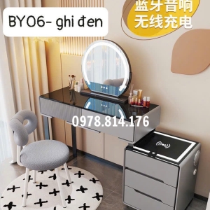 ban-trang-diem-4
