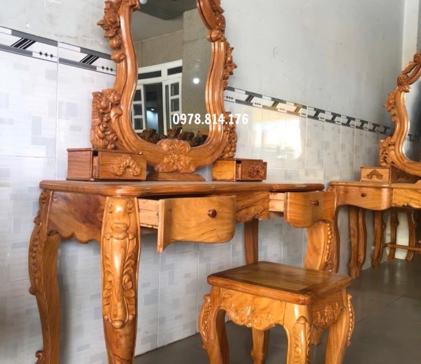 Bàn trang điểm 8